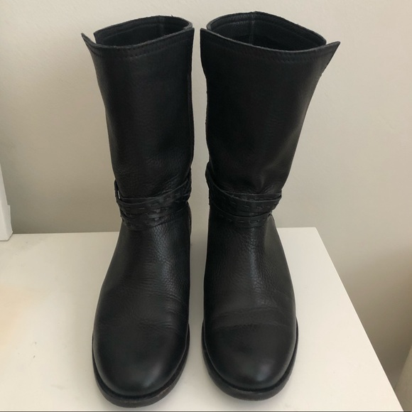 Frye Boots - Cara Pickstitch Mid Boot - Picture 3 of 7